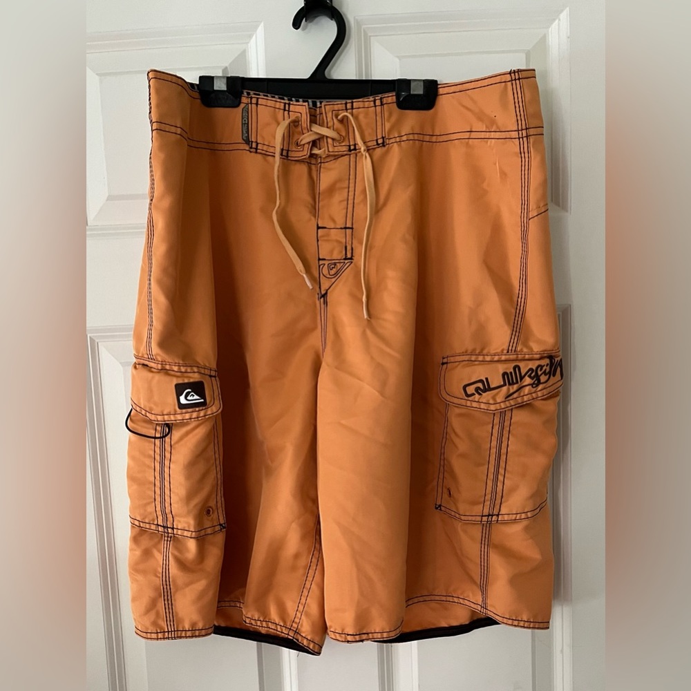 Men’s Quiksilver swim shorts, size 35